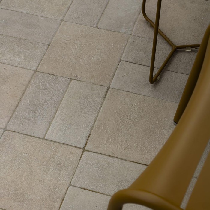 Carrelage extérieur effet pierre beige Abbey Stone Rila 22x22 cm