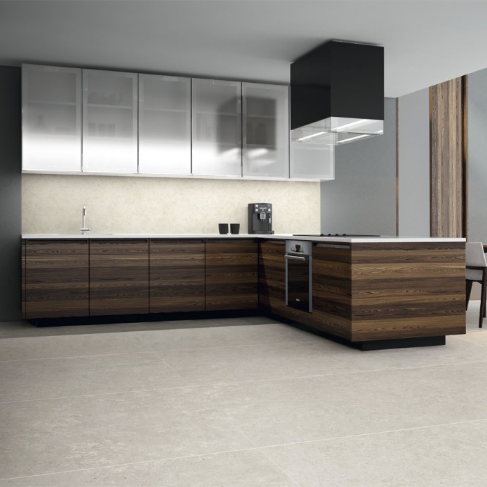 Carrelage effet pierre collection Bera&Beren - couleur gris clair - photo d'ambiance cuisine