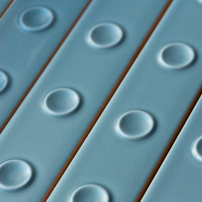 Carrelage faïence collection Punto - Finition T Up - couleur bleue - photo d'ambiance