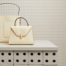 Carrelage faïence collection Punto - Finition T Up - couleur blanc brillant - photo d'ambiance