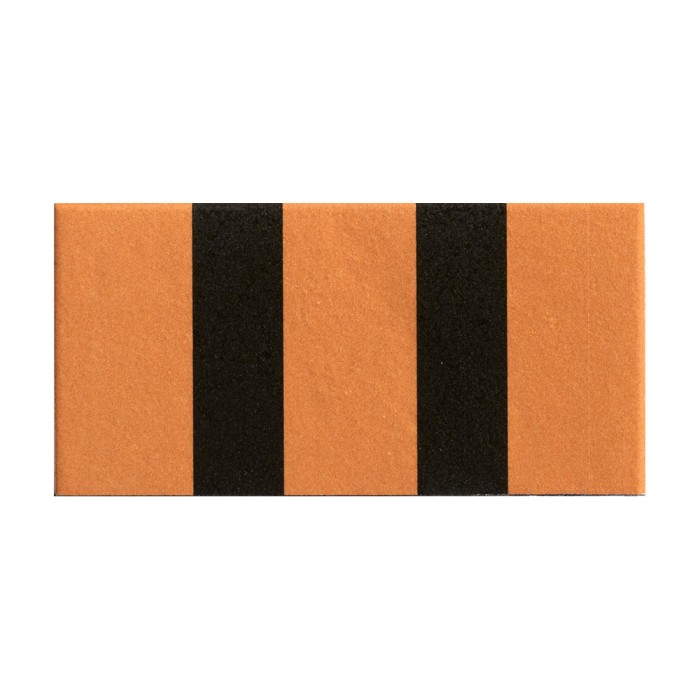 Carrelage extérieur à motifs collection Marghe - couleur orange et noir - motif Parallel - photo carreau seul