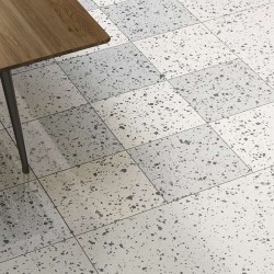 Carrelage effet terrazzo collection Rialto - tons blanc - sol zoomé