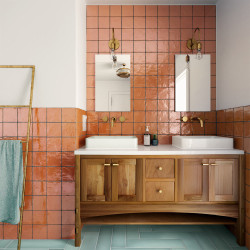 Carrelage effet zellige collection La Riviera couleur orange - salle de bain