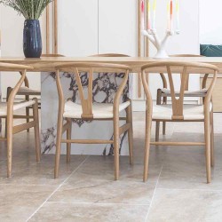 Carrelage pierre travertin beige 1er choix grandes dalles - dans un salon