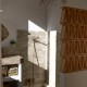 Carrelage effet zellige collection Gleeze beige ET claustras Montgri terracotta - salle de bain
