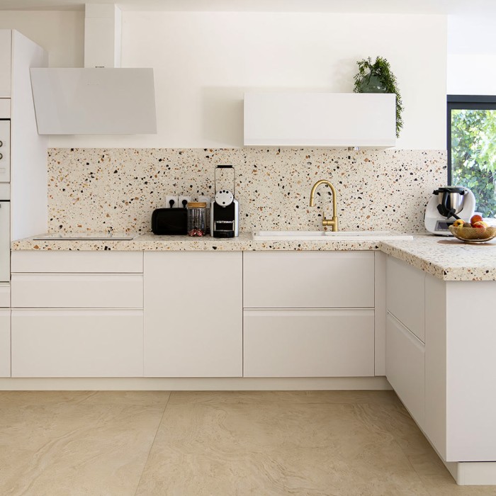 Crédence cuisine effet terrazzo ivoire Venice Ivory