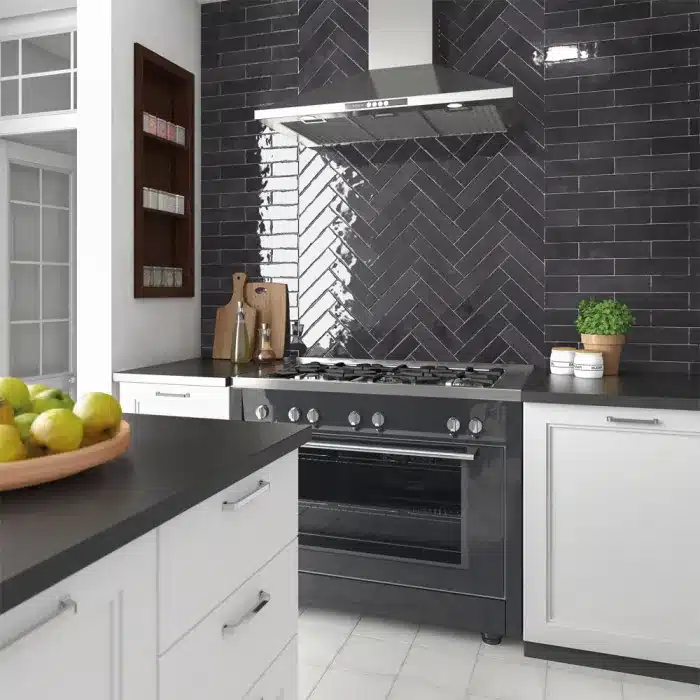 Carrelage Tribeca Basalt gris foncé effet zellige