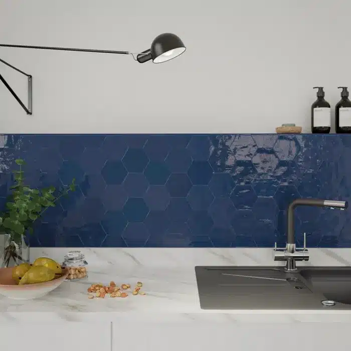 Carrelage Hexa Cobalt, forme hexagonale bleu profond